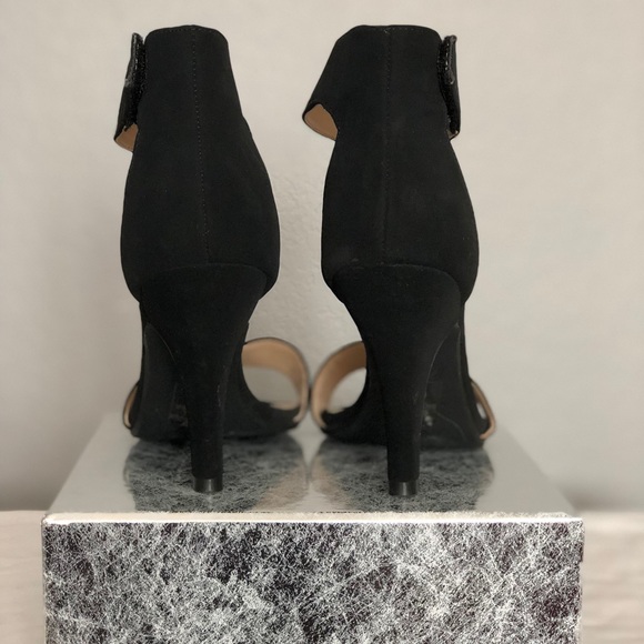 Black ankle strap heels - Picture 4 of 4